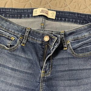 Hollister women super skinny jeans